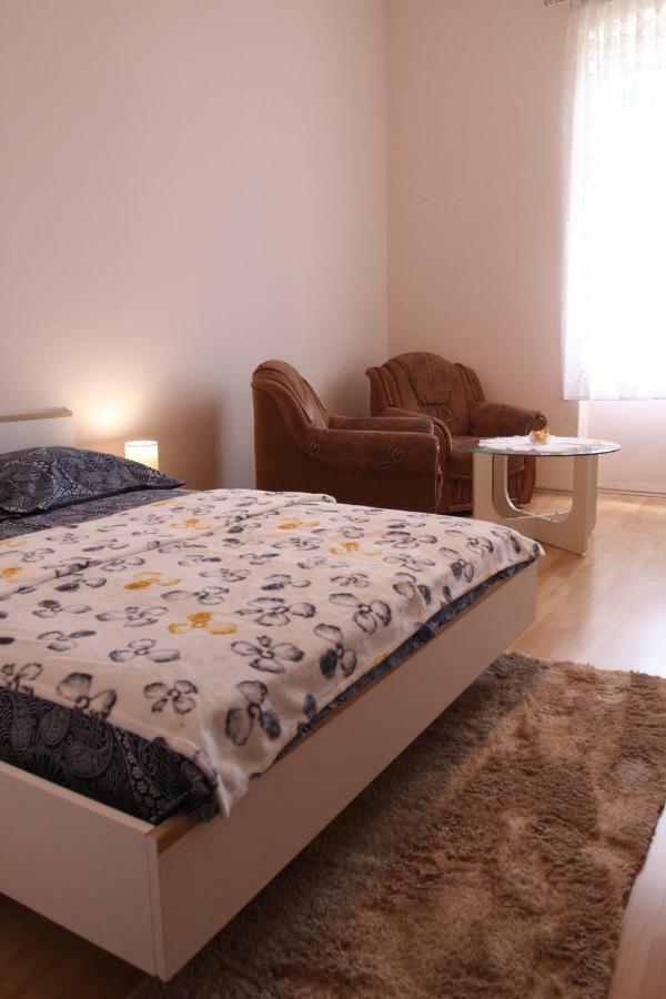 Apartman Bulevard Lägenhet Rijeka Exteriör bild